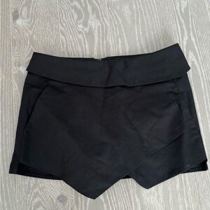 Aritzia shorts